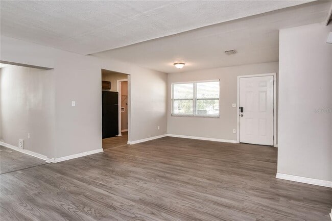 Photo - 2409 Straker Ct