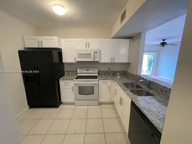 Photo - 1133 Golden Lakes Blvd Condo Unit 816