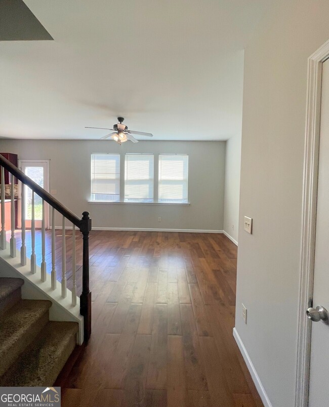 Photo - 149 High Point Way