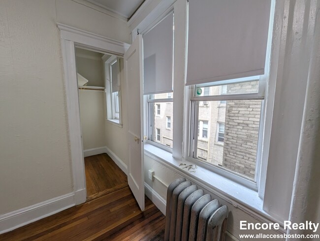 Photo - 1175 Boylston St Unidad 18