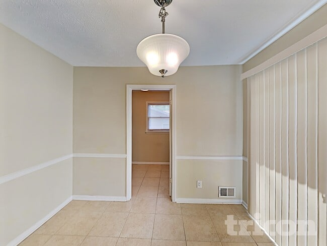 Photo - 2515 Ramblewood Ct