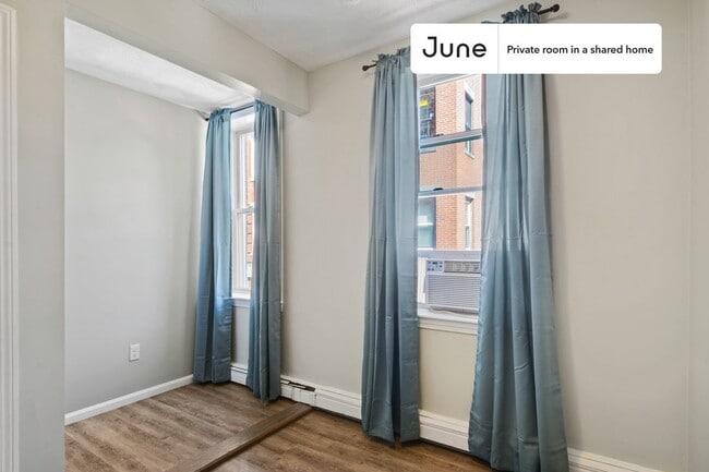 Photo - Room in Shared 3 bed/1 bath home Unit A