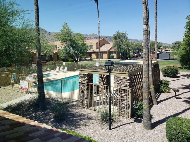 Building Photo - Two-Story Condo Unit 1171