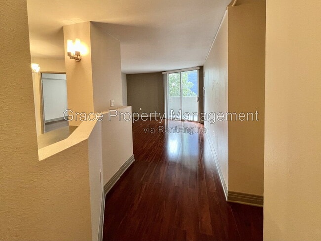 Photo - 601 W 11th Ave Unit 303