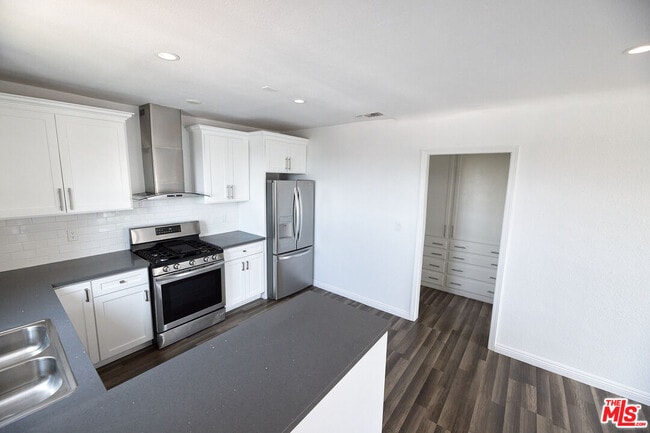 Photo - 1416 Helen Dr