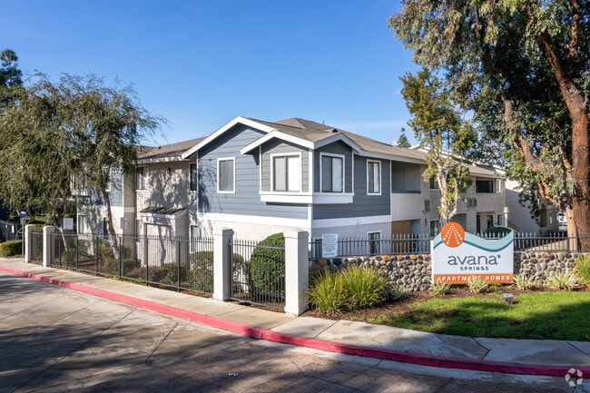 Building Photo - Avana Springs Rental