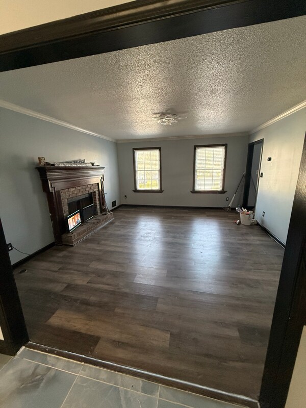 Photo - 785 Turner Dr