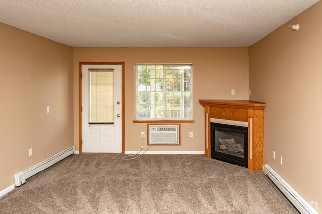 2BR, 2BA - 1,250SF