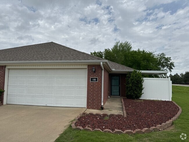 Building Photo - BARLING SOUTH H DUPLEX Unit 100 Rental