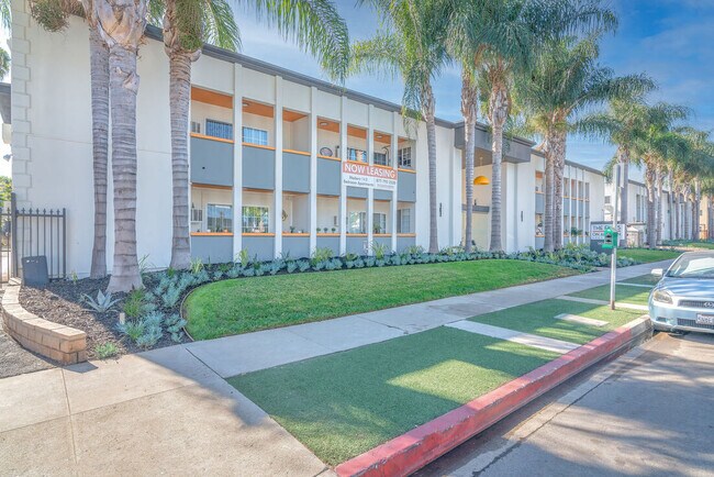 Photo - The Flats on Addison