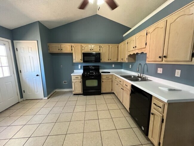 Photo - Renovated 3 Bedroom 2 Bath Home for Rent!!