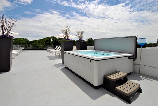 Year Round Rooftop Hot Tub