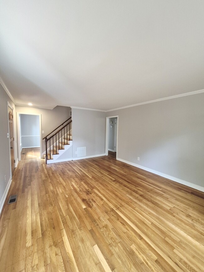 Photo - 97 Waterview Dr