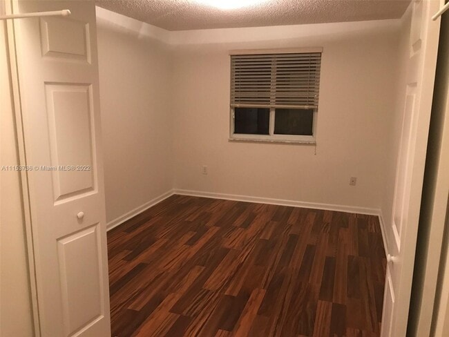 Photo - 7921 S Southwood Cir   Davie Fl 33328
