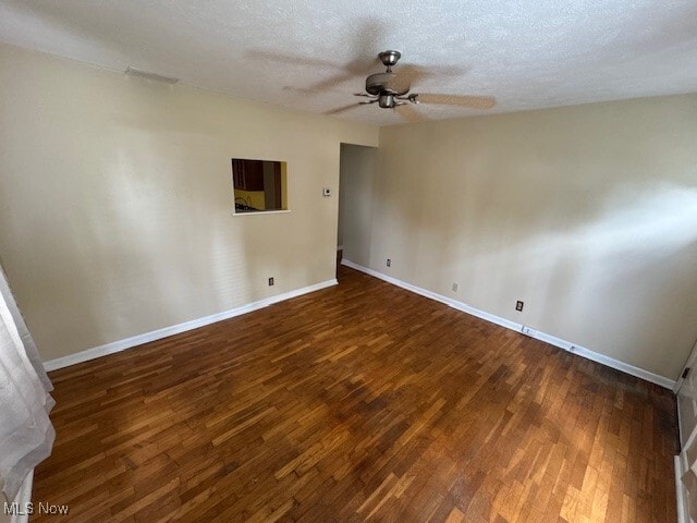 Building Photo - 791 Mannering Rd Rental