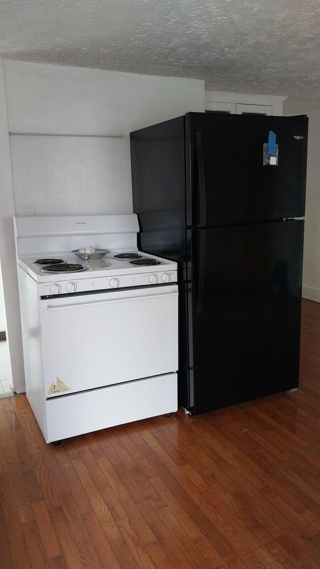 Photo - 320 N Colony Rd Unit 2