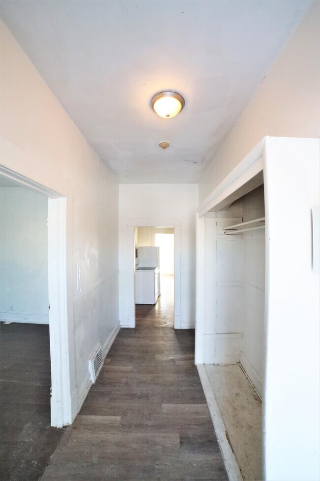 Photo - 550 Alfred Ave Unit 1