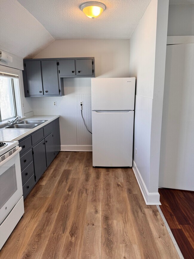 Photo - 317 S Main St Unit 6