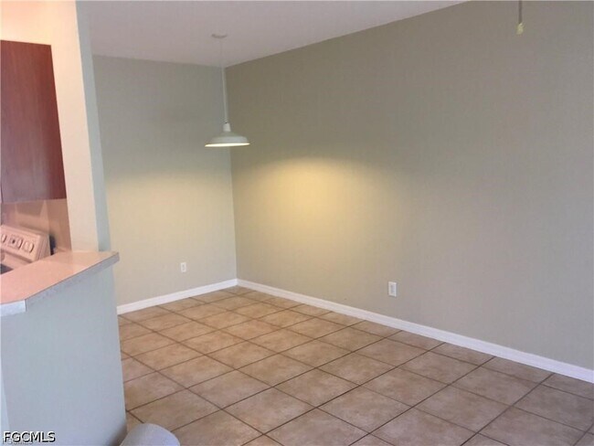 8639 Athena Ct