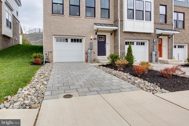 Photo - 11448 Starlight Pl
