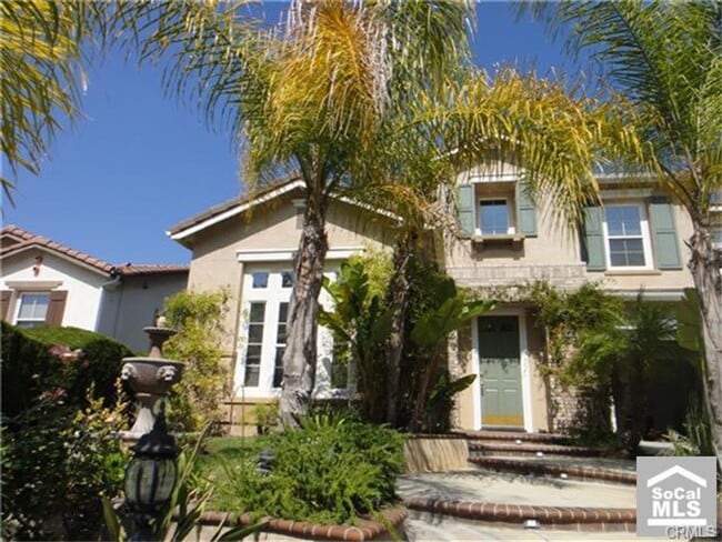 Building Photo - Gorgeous 5 bedroom Anaheim Hills home for lease with pool and views!