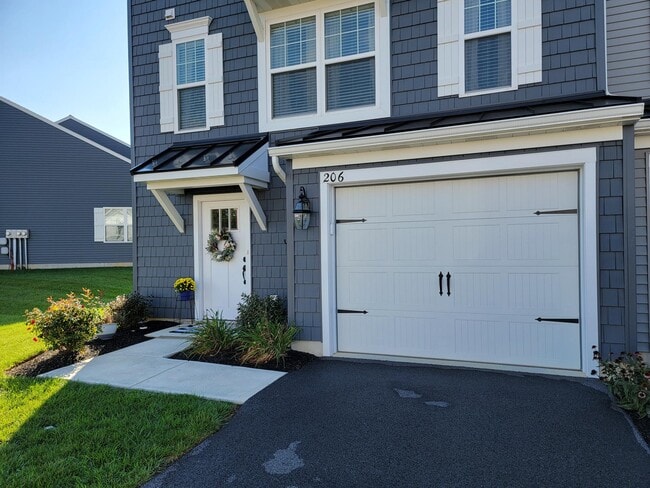 Photo - 206 Highland Ct