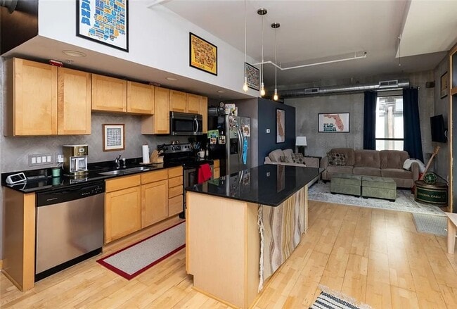 Photo - Modern 2-Bedroom, 2-Bathroom Condo – Prime...