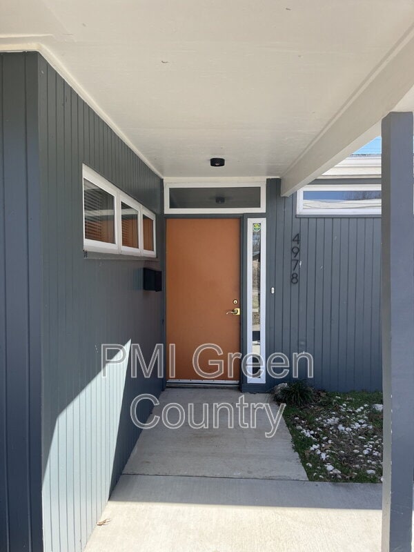 Photo - 4978 E 26th St