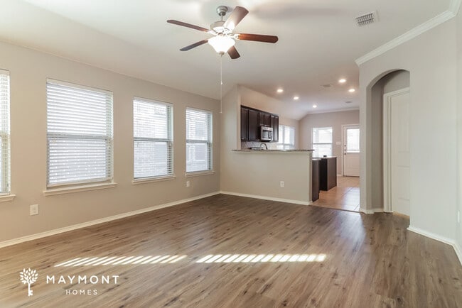 Photo - 616 Big Horn Rd