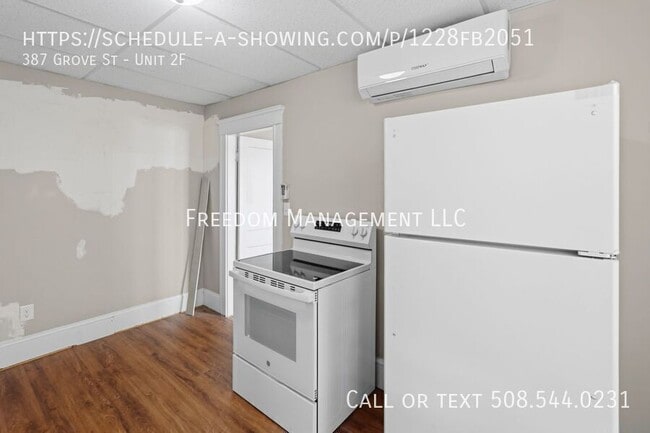 Photo - 387 Grove St Unit 2F