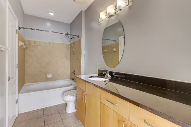 Photo - 435 Highland Ave NE Unit 1121