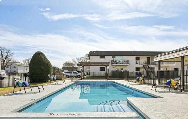 Photo - Rock Island Apartments