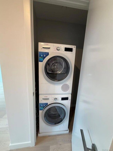 Photo - 131-02B 40th Rd Unit 7R