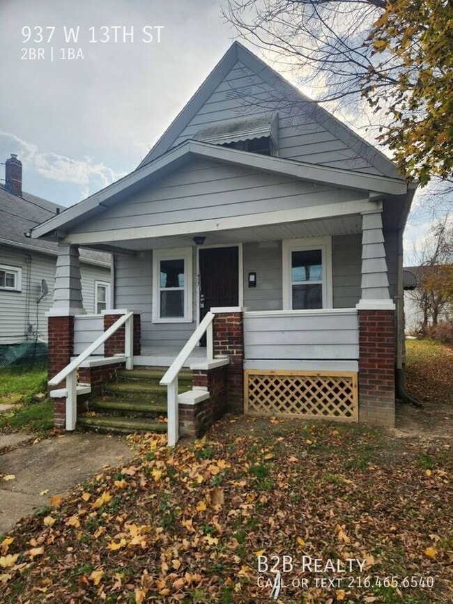 Building Photo - 937 W 13th St
