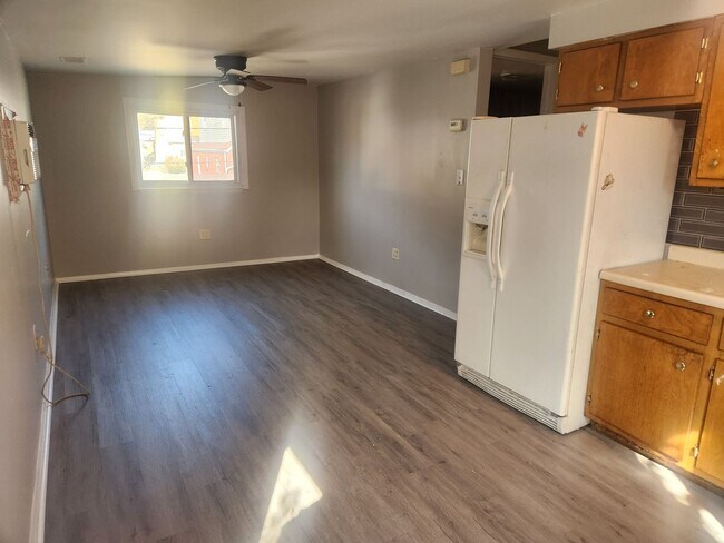 Photo - 507 Grant St Unit D