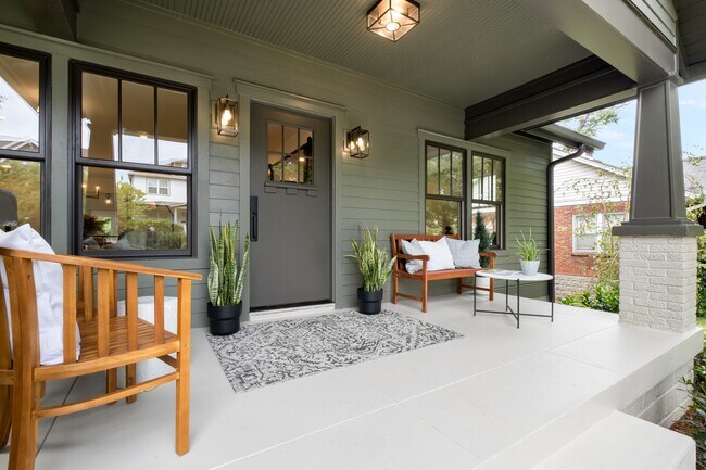 Photo - 1101 Paris Ave