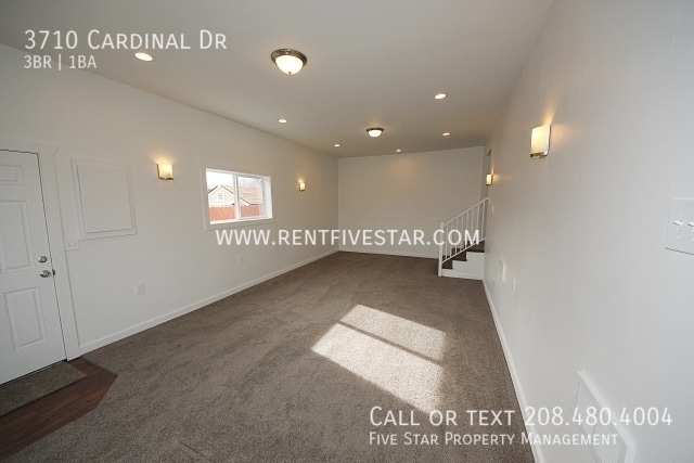 3710 Cardinal Dr