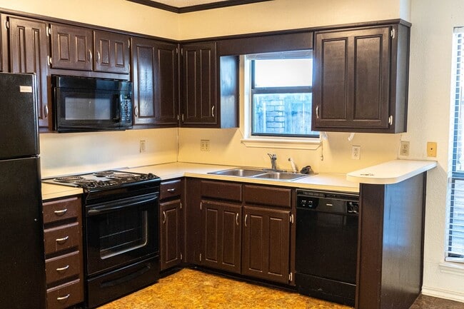 Photo - Cobblestone Condo!