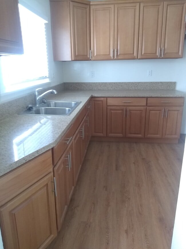 Photo - 926 Long Beach Blvd Unidad 926