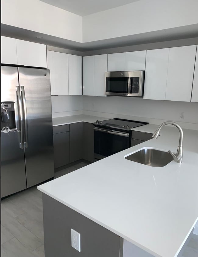 321 NE 26th St Unidad 616