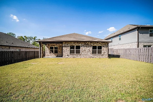 Photo - 147 Fernhill Dr NW