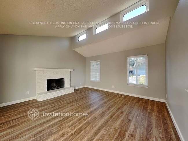 Photo - 716 Whispering Bay Ln