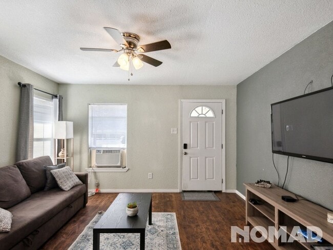 Photo - 516 N Montreal Ave