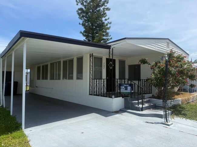 Building Photo - 55+ community