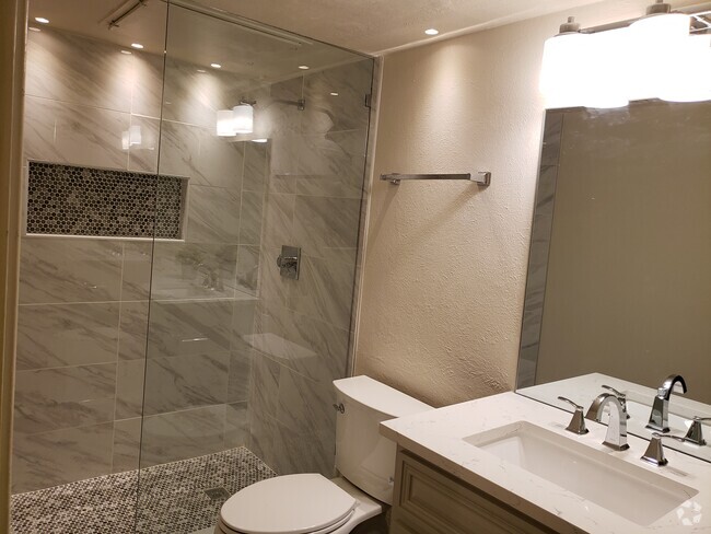 Building Photo - 12822 Midway Rd Unit 1093 Rental