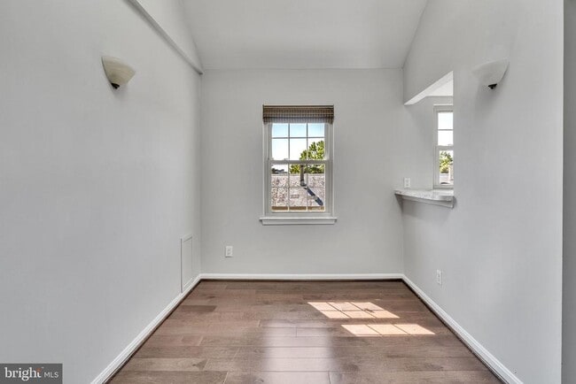 Photo - 525 Bashford Ln Unidad 5