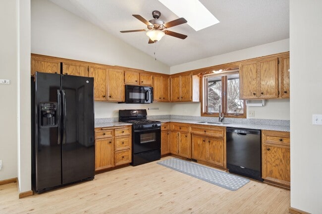 Building Photo - 908 Gramsey Pl