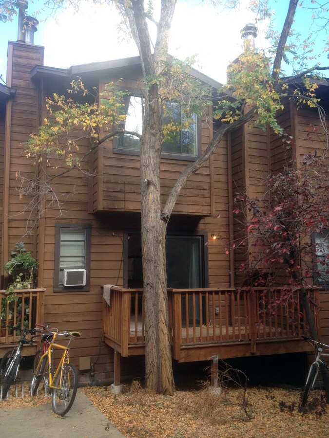 Photo - 1031 Portland Place Unit 7