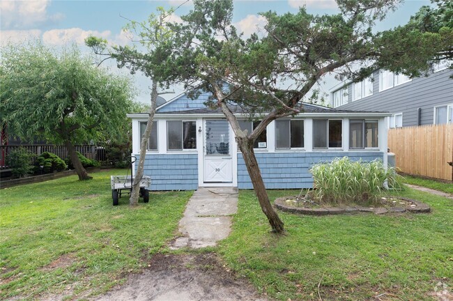 Building Photo - 30 Bungalow Ln Rental