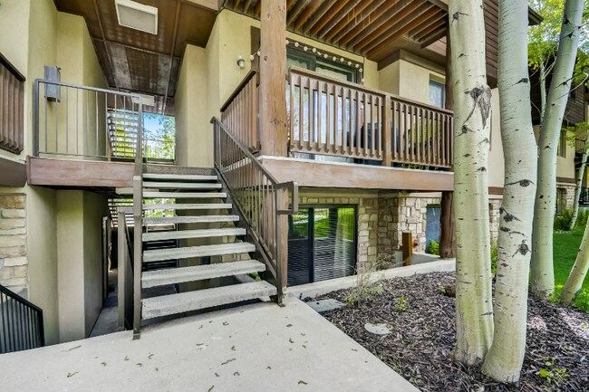 Photo - 1600 Pinebrook Blvd Unit C2